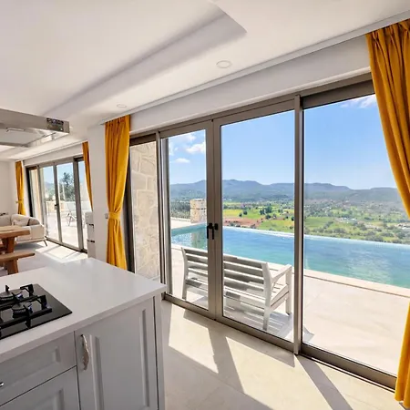 Sydney Villa *